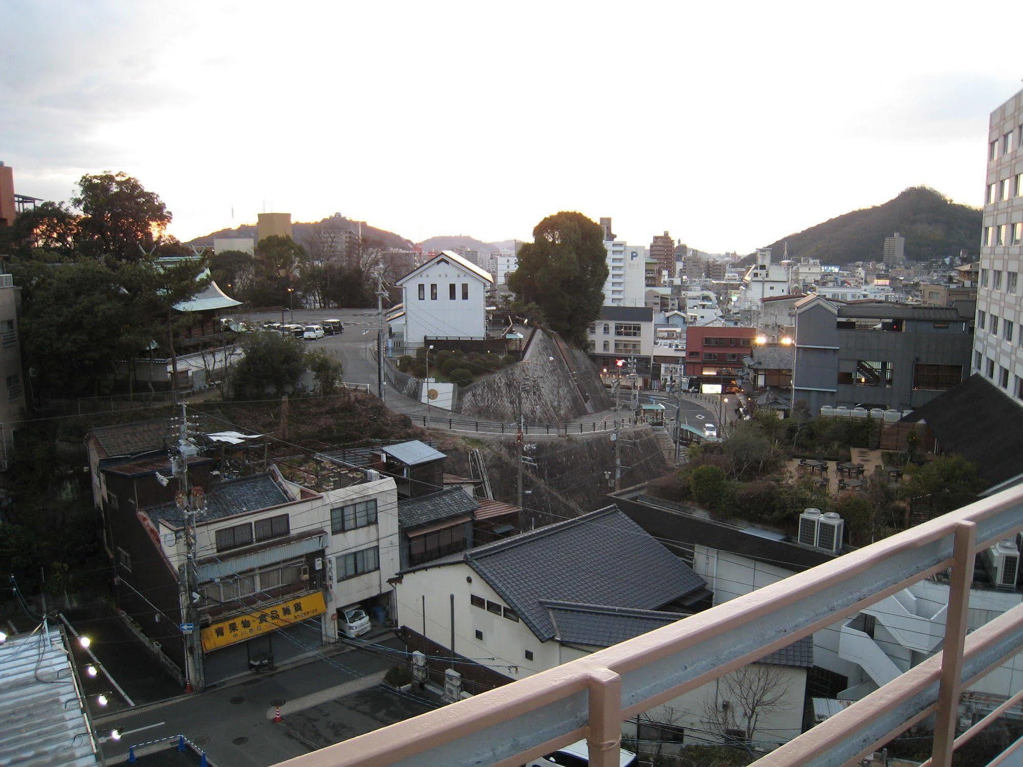 Hotel Eco Dogo Matsuyama  Esterno foto